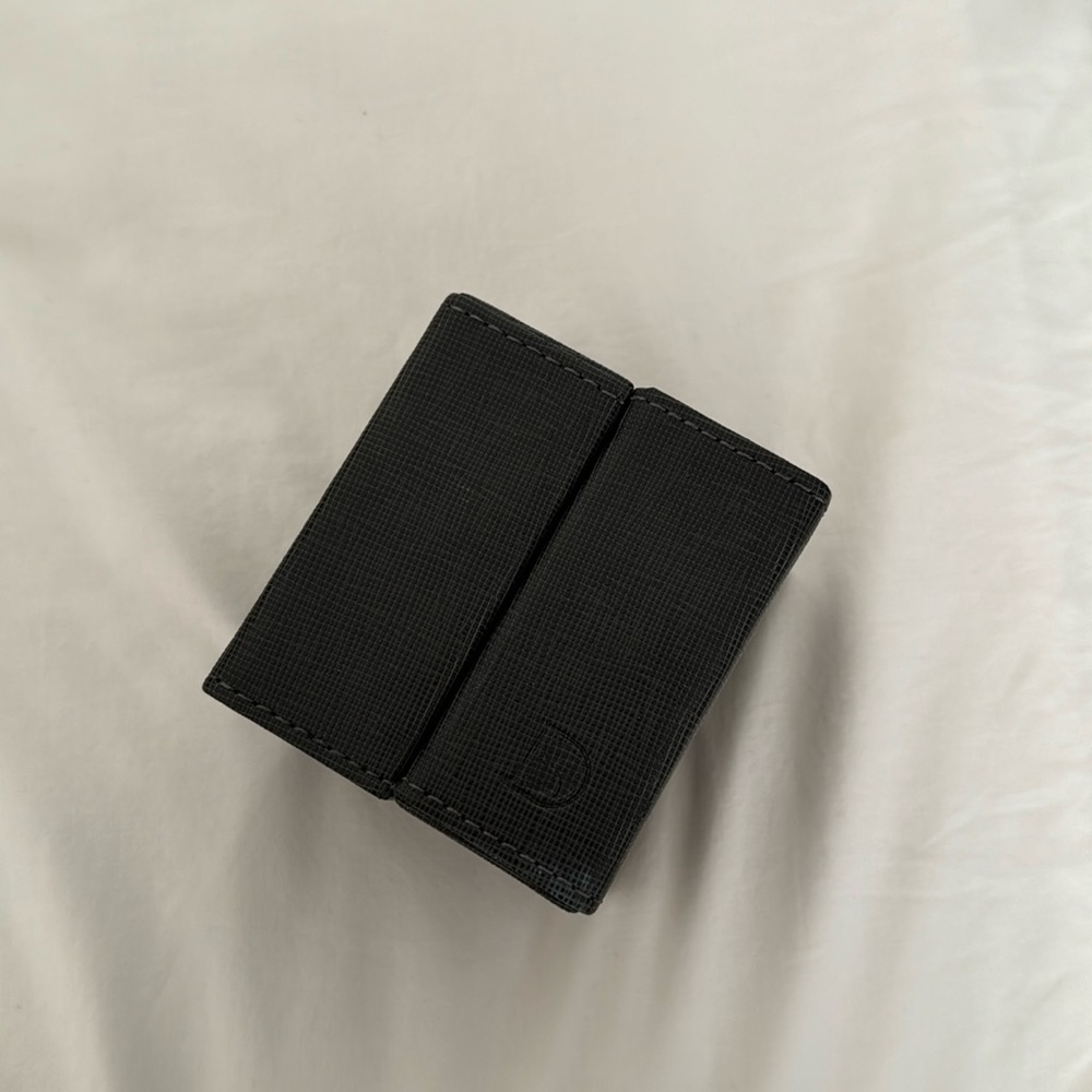 Delugs Snap Box